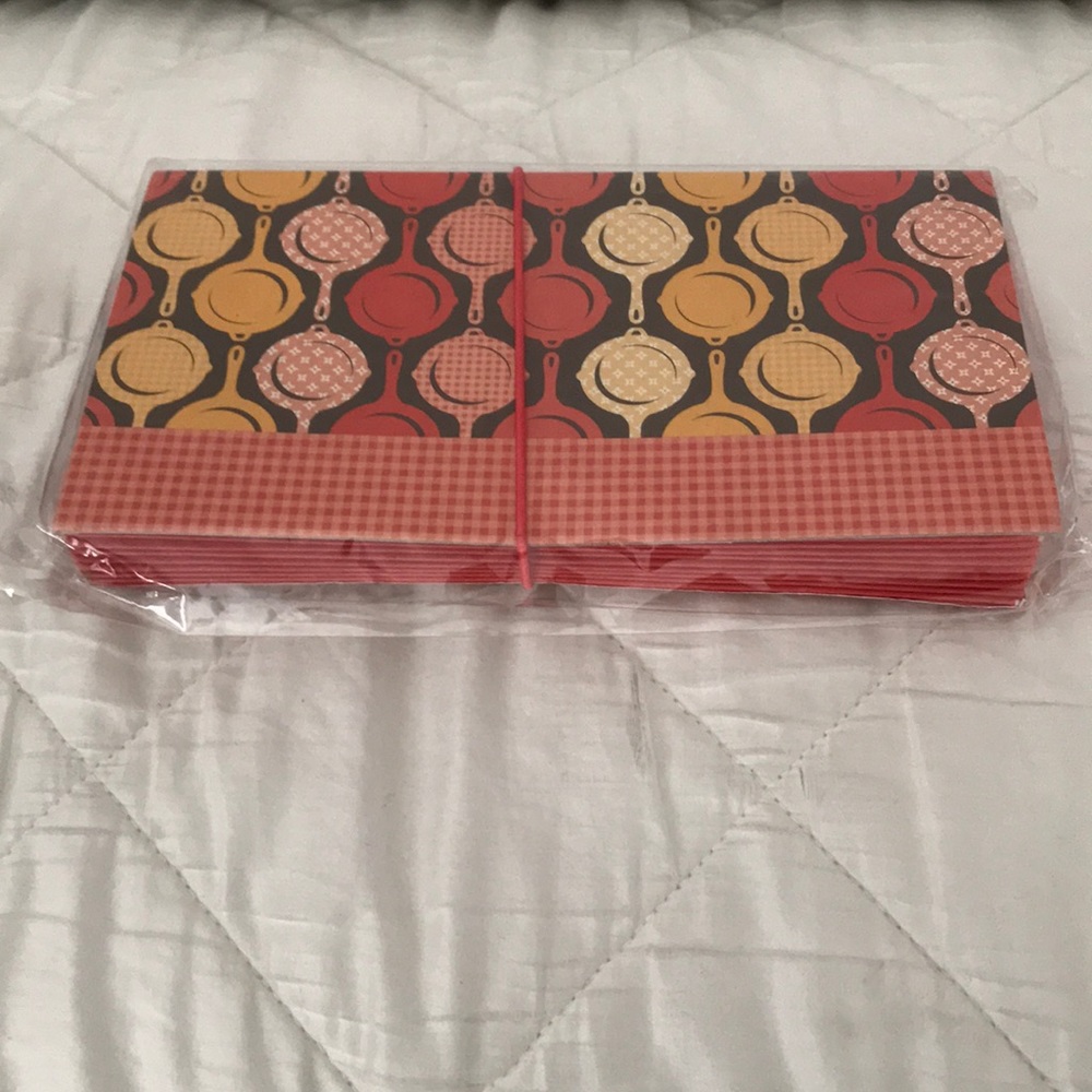 Paula Deen Coupon Organizer with Stickers - Picture 3 of 4